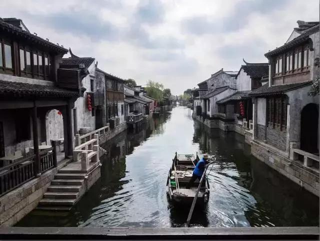 同时是2，3和5的倍数有哪些？